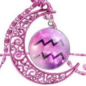 Necklace Aquarius - Zodiac Moon Pink